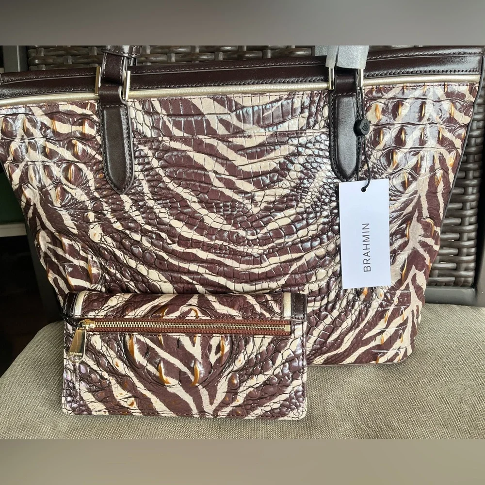 NWT Brahmin SET in COFFEE BENGAL Medium Asher and Ady Wallet